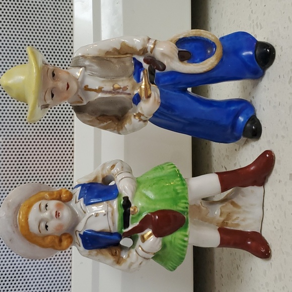 Nice Vintage Made in Japan Cowboy Cowgirl Figures figurines bisque - Picture 3 of 14